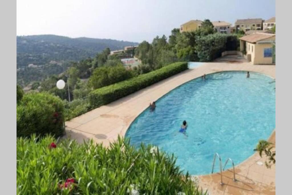 Bel Appartement Dans Le Golfe De Saint Tropez 雷以桑布尔 外观 照片